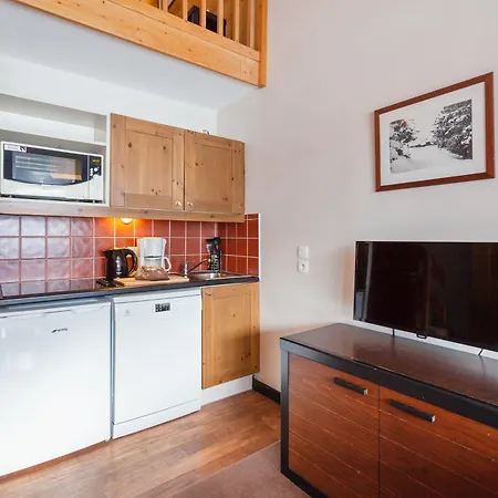 Pierre & Les Nereides Aparthotel