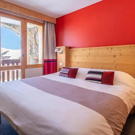 Aparthotel Pierre & Les Nereides 3*