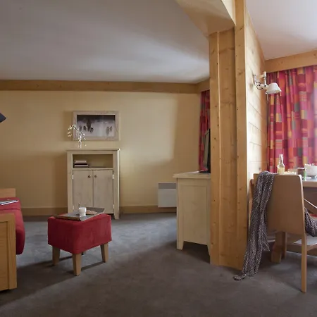 Pierre & Les Nereides Aparthotel La Plagne